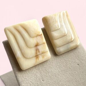Vtg 80s Cream Boho-Chic Square Earrings
